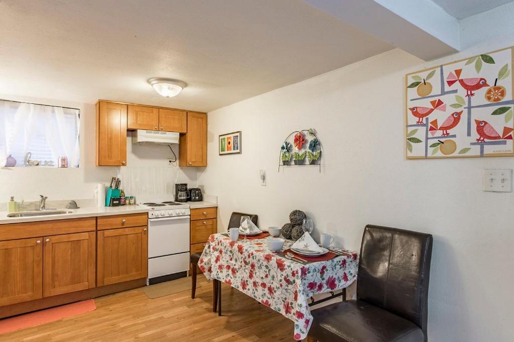 Seattle Urban Village- Unit B- Lago Vista- Lake Union- Sleeps 6 ภายนอก รูปภาพ